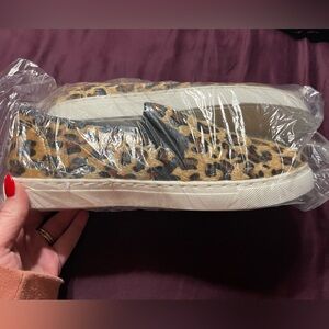 Shoes BRAND NEW size 7.5